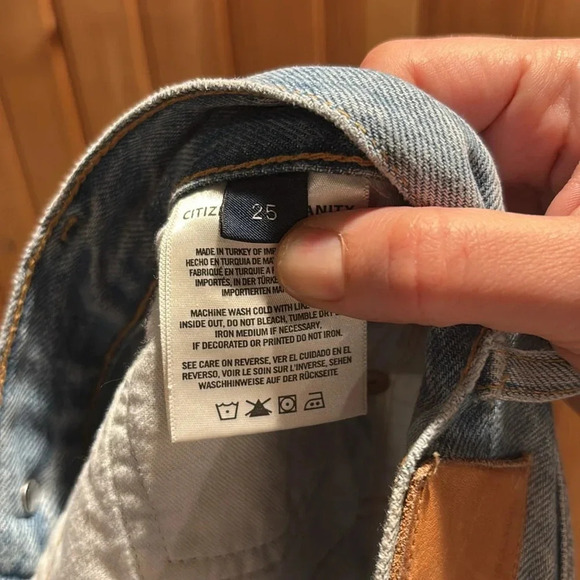 CITIZENS OF HUMANITY marlee distressed jeans - Picture 8 of 9